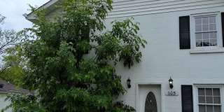 Maryville 37804 - 1 bedroom, bath in duplex, bottom unit - Contact Sharon Arnwine (865) 313-7215 Gallery 1