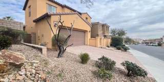 Beautifully upgraded house in Summerlin Gallery 3