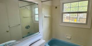 Olde Crofton Charm! Two Bedroom Townhome Gallery 16
