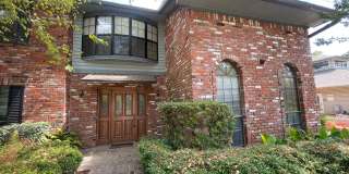 Gorgeous Townhouse In Spring Lake Gallery 1