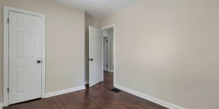 Newly Refreshed 3-Bed Bungalow with Bonus Sunroom & Finished Attic – Columbus Living! Gallery 22