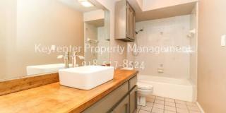 3 Bed 2 Bath South Tulsa with Pool, Jenks Schools Gallery 44