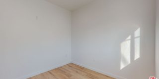 16012 Cantlay St Gallery 13