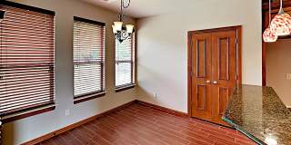 Very Nice 3 Bedroom 2.5 Bathroom House + Office Gallery 10