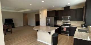 Spacious 4 Bed / 3 Bath Home with Large Covered Patio in Chico Gallery 13