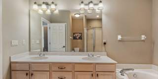 948 RIVER BREEZE Dr Gallery 25
