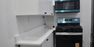 1811 W LOMBARD Street Gallery 13