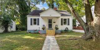 1811 Marion Street Gallery 1