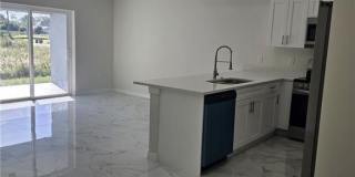 399 Carrillon Avenue S Gallery 3
