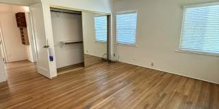 810 Martin Street Gallery 28