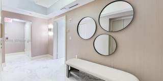 17875 Collins Ave Gallery 3