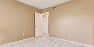 4923 Vincennes Ct Apt 3 Gallery 9
