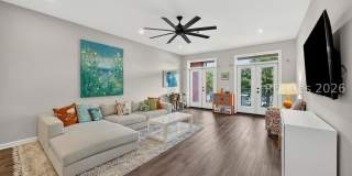 10 Johnston Way Gallery 1
