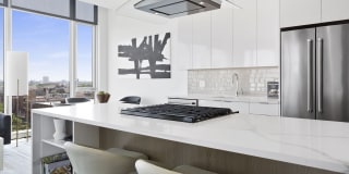 Elevate Lincoln Park Apartments Gallery 27