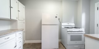 Ravenswood Gallery 15