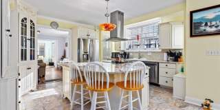 104 S Oakland Ave Gallery 8