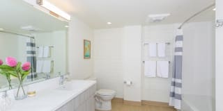 Kanekapolei Collection Gallery 21