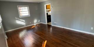 3 bedroom house in Fulton Hill! Laundry, Central HVAC All electric, big fenced yard, hardwoods Gallery 25