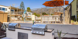 The Summit at La Crescenta Gallery 14