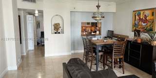 520 Brickell Key Dr Gallery 4