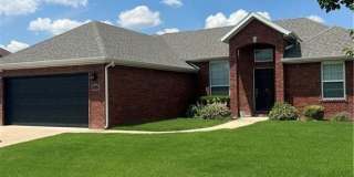 2002 SW Price Avenue Gallery 1
