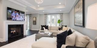 3000 Royal Court Gallery 5