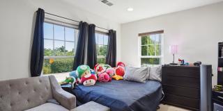 Welcome to this beautifully maintained 3-bedroom, 3.5-bath townhome in the desirable Blackburn community of Manassas. Gallery 26