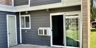 Charming Condo with Spacious Layout – Move-In Mid-August Gallery 4