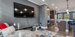 7806 JOHNNYCAKE Road Gallery 13