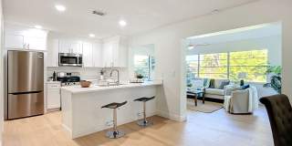 Absolutely stunning completely remodeled 2-bedroom 2 bath, 1,448 square foot home Gallery 7