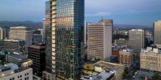 1900 Broadway Gallery 75