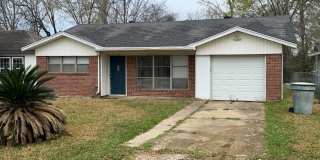 Cozy 3 Bedroom, 1 Bathroom Home! Gallery 1