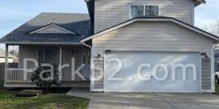 4 Bedroom 2.5 Bathroom Single Family Home in Tacoma! Gallery 1