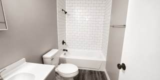 2036 Catalpa Dr. Gallery 5