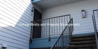 Ready To Go! Very Nice 2 bedroom Condo!!! Gallery 3