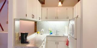 3 Bedroom Condo w a Summer Pool - Blocks from Incline Beach!! Gallery 5