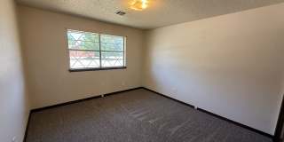 Nice 2 bed/1 bath duplex with backyard in Moore for rent! Gallery 7