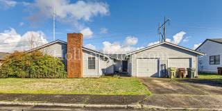 Beautifully Duplex in Desirable Northwest Portland Available For You! Gallery 1