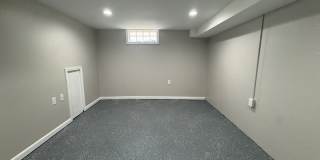 2003 Moran Avenue Gallery 11