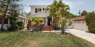 Beautifully Updated 3-Bed, 2-Bath Beach Home Gallery 1