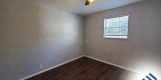 Spacious 4-bedroom 1.5 bath home AVAILABLE NOW! Gallery 7