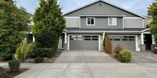 Large 3 Bed, 2.5 Bath Modern House! Gallery 1