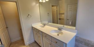 23812 BURDETTE FOREST RD Gallery 16