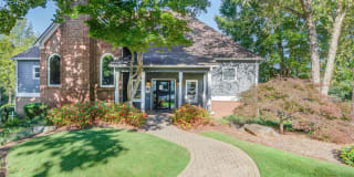 The 1800 at Barrett Lakes Apartments Gallery 18