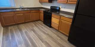 4007-4011 Aspen St Gallery 1