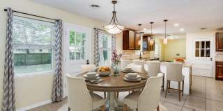 4 bedroom home in Cordova Park Gallery 9