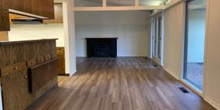 Sacramento Riverfront Home with Pool Gallery 11