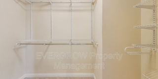 1047 Andrew Court Gallery 22