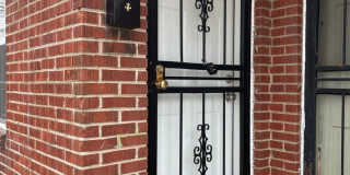 Charming 2 bedroom, 1 bathroom duplex Gallery 13