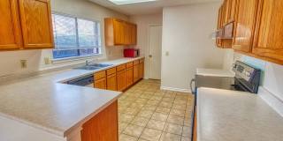 Huntington Place- Single Story Gallery 13